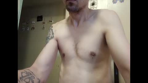 Snapshot of giantdick4u1991 chatting on October 13, 4:24 pm giantdick4u1991 online show from October 13, 4:24 pm