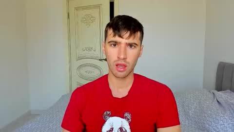 gilbertogonzales online show from September 13, 7:42 am