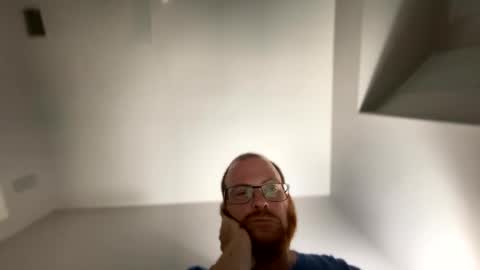 gingerginger111 online show from June 7, 2:29 am