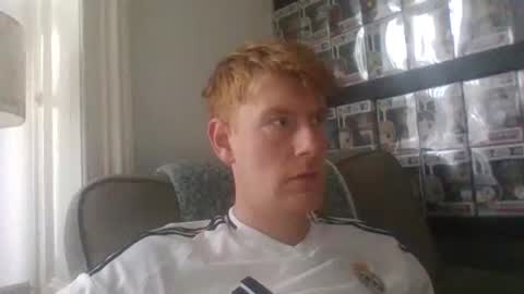 gingerjames90 online show from May 3, 9:12 am