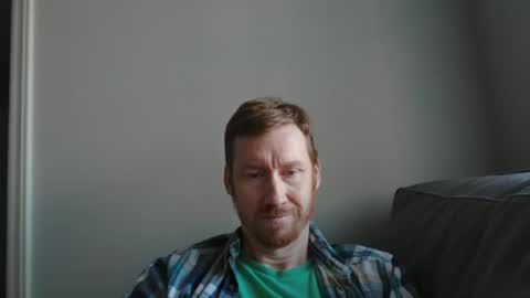 Snapshot of gingerjay2484 chatting on January 1, 2:20 pm gingerjay2484 online show from January 1, 2:20 pm