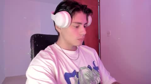 Snapshot of gio_russo chatting on September 17, 7:37 pm GioRusso online show from September 17, 7:37 pm
