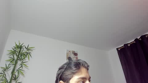 Snapshot of gio_russo chatting on January 12, 7:21 pm GioRusso online show from January 12, 7:21 pm