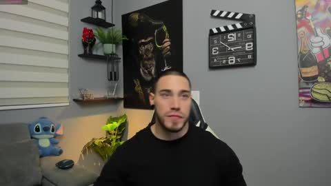 Snapshot of giorgio_leone2 chatting on January 8, 11:30 pm Giorgio leone online show from January 8, 11:30 pm
