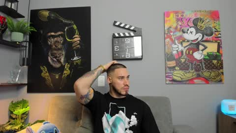 Snapshot of giorgio_leone2 chatting on February 3, 11:26 pm Giorgio leone online show from February 3, 11:26 pm