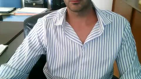 Snapshot of giuseppevai1 chatting on September 8, 2:16 pm giuseppevai1 online show from September 8, 2:16 pm
