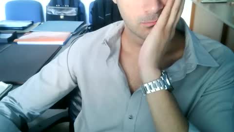 Snapshot of giuseppevai1 chatting on September 12, 8:03 am giuseppevai1 online show from September 12, 8:03 am