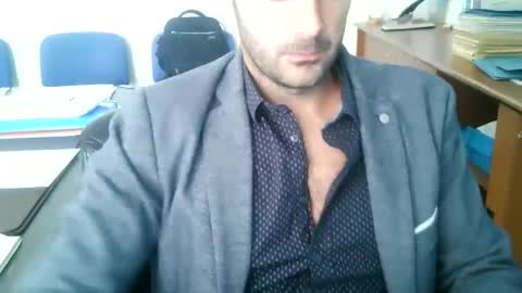 Snapshot of giuseppevai1 chatting on October 4, 10:53 am giuseppevai1 online show from October 4, 10:53 am