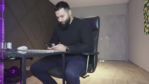 Matthew .. for short call me Matt online show from December 20, 3:46 am