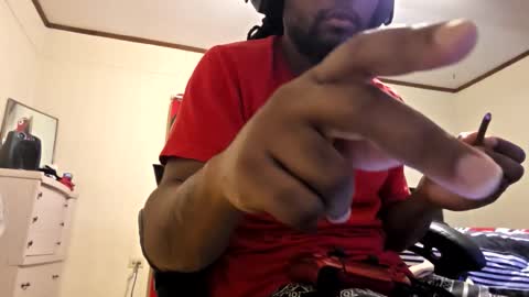 glomightyj online show from May 2, 4:59 am
