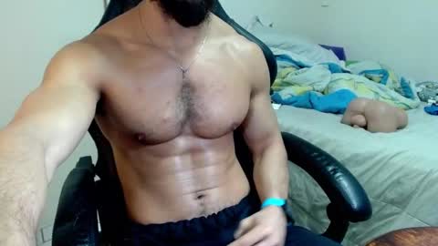 Snapshot of god_hunkules chatting on October 13, 4:13 pm god hunkules online show from October 13, 4:13 pm