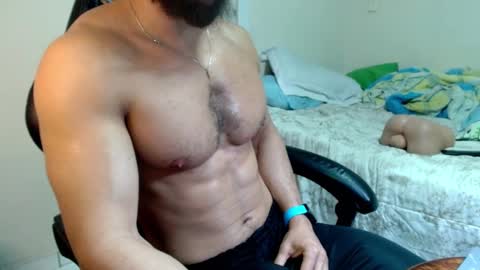 Snapshot of god_hunkules chatting on September 11, 7:24 pm god hunkules online show from September 11, 7:24 pm