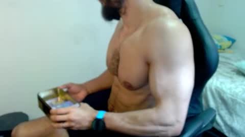 god hunkules online show from February 20, 7:04 pm