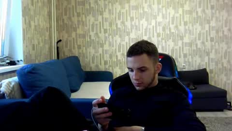 Golden boyyy21 online show from February 13, 12:11 pm