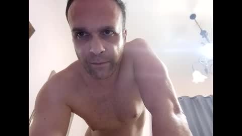 Snapshot of golemkur25 chatting on March 11, 12:44 am golemkur25 online show from March 11, 12:44 am