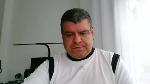 Snapshot of gomezgonz5 chatting on September 20, 12:27 pm gomezgonz5 online show from September 20, 12:27 pm