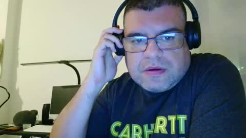 Snapshot of gomezgonz5 chatting on September 30, 6:55 pm gomezgonz5 online show from September 30, 6:55 pm