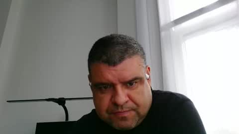 Snapshot of gomezgonz5 chatting on October 7, 1:26 pm gomezgonz5 online show from October 7, 1:26 pm