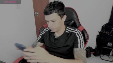 goodboy69i online show from November 18, 11:03 am