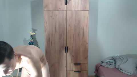 goodgg229975 online show from January 16, 2:53 pm