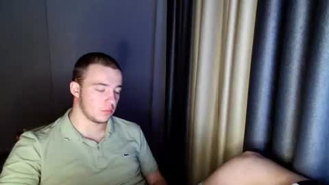 Snapshot of goodmasterpum chatting on October 15, 7:32 pm Pum online show from October 15, 7:32 pm
