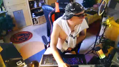 google5001 online show from April 25, 2:36 pm