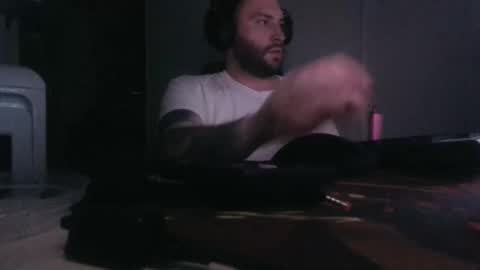 goonhighallday online show from May 8, 6:58 am