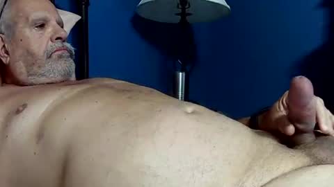 Snapshot of goosemic1 chatting on October 20, 1:04 pm goosemic1 online show from October 20, 1:04 pm