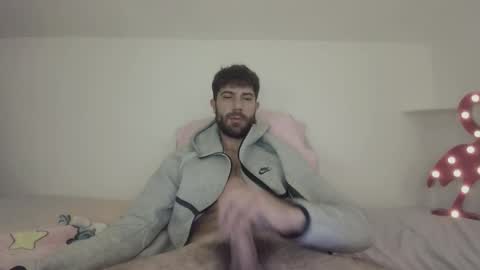 gottalovelatinas online show from May 16, 10:36 am