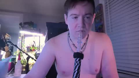 grabmybutt420 online show from April 28, 3:00 am