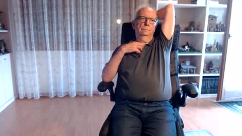 grandpach online show from June 13, 11:52 am
