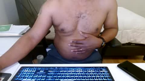 gravityfield online show from April 27, 8:22 am