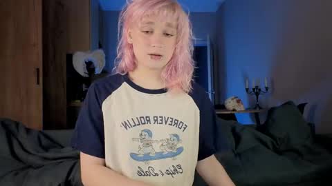 Greg-independent model online show from April 25, 9:01 pm