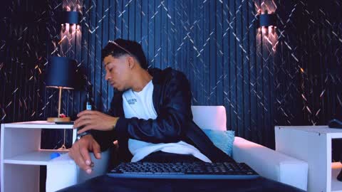 GregorySforza online show from April 7, 3:17 am