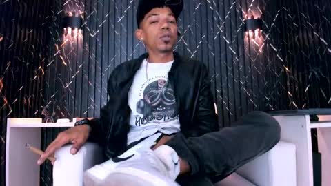 GregorySforza online show from April 26, 3:15 am