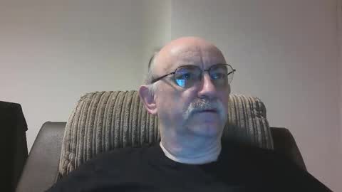 Snapshot of grey_dom chatting on October 18, 10:09 am Master  Sir online show from October 18, 10:09 am