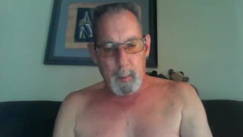 greybeard6868 online show from December 13, 7:53 pm