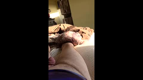 grizzely1975 online show from March 29, 1:44 pm