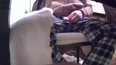 Snapshot of grower2153 chatting on January 23, 12:19 pm grower2153 online show from January 23, 12:19 pm