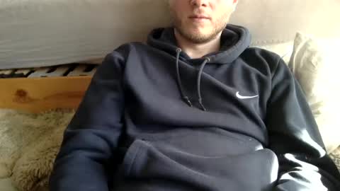 gruendamien online show from April 22, 3:06 pm