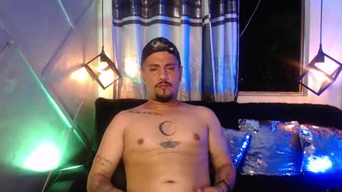 Snapshot of gsus_patrick chatting on October 12, 6:07 am GSUS PATRCIK online show from October 12, 6:07 am