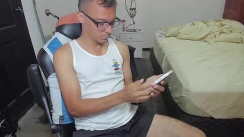 Snapshot of guachin_new chatting on December 31, 6:24 pm guachin_new online show from December 31, 6:24 pm