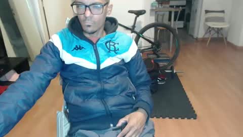 guachin_new online show from October 26, 11:23 am