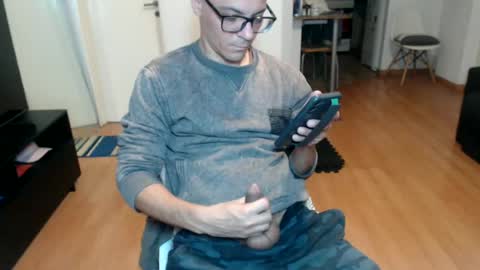 guachin_new online show from June 25, 5:12 am