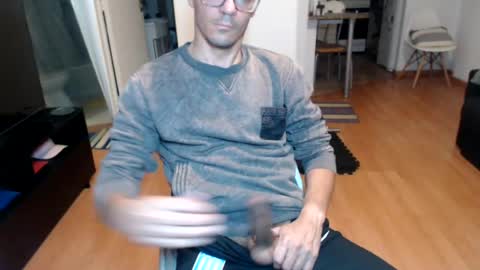 guachin_new online show from June 29, 5:57 am