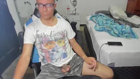 Snapshot of guachin_new chatting on December 6, 5:09 am guachin_new online show from December 6, 5:09 am