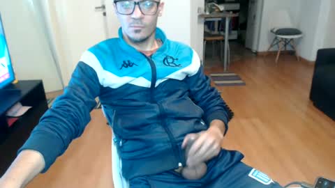 guachin_new online show from June 16, 11:40 pm