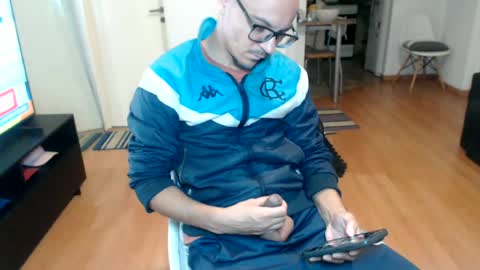 guachin_new online show from June 12, 11:02 pm