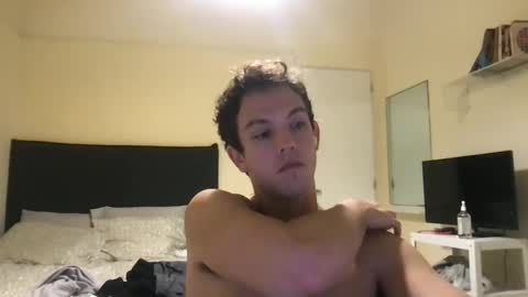 Snapshot of guapogringo03 chatting on September 17, 10:00 pm guapogringo03 online show from September 17, 10:00 pm