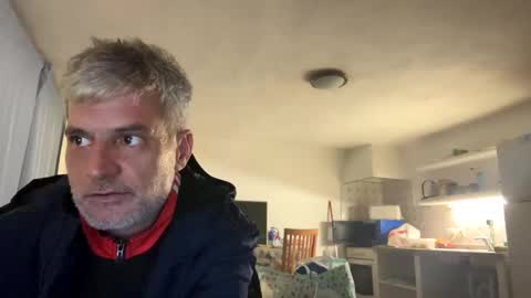 guardiannif_ online show from March 4, 10:27 pm